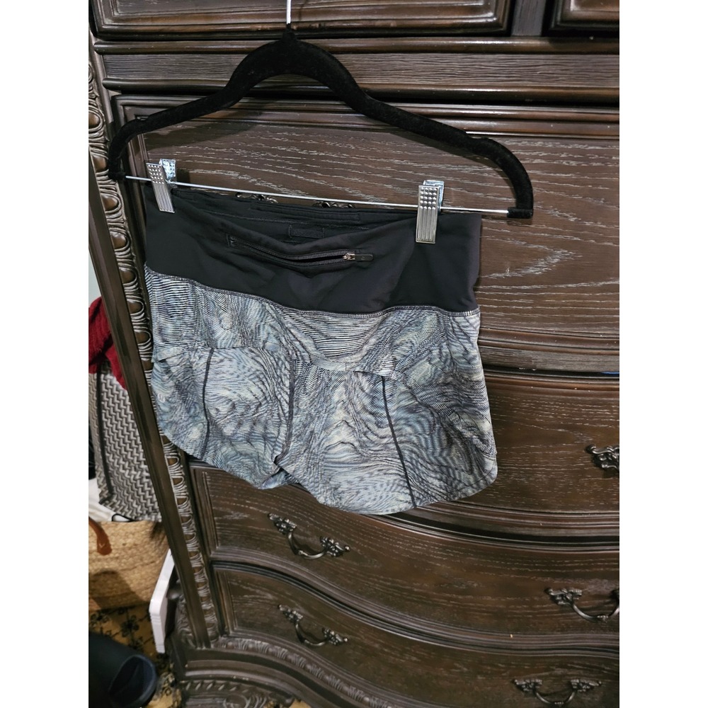 Lululemon Speed Up Shorts Gray Black Abstract Wave Print Size 4 Running Training